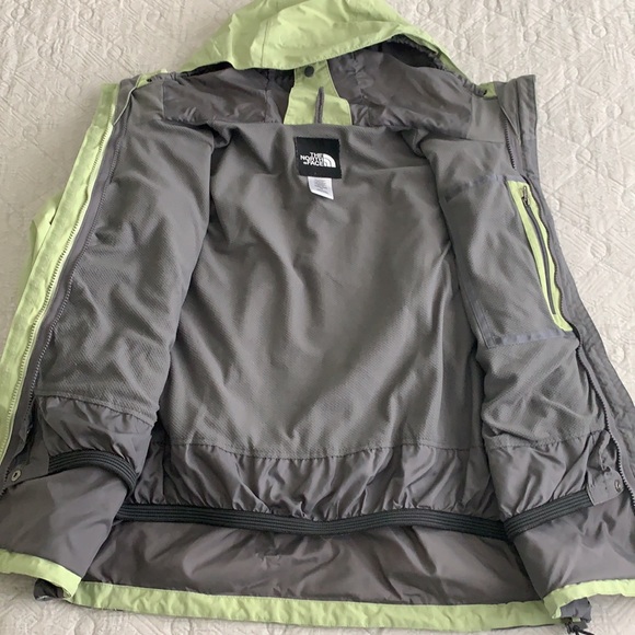 North Face outer shell - Picture 4 of 4